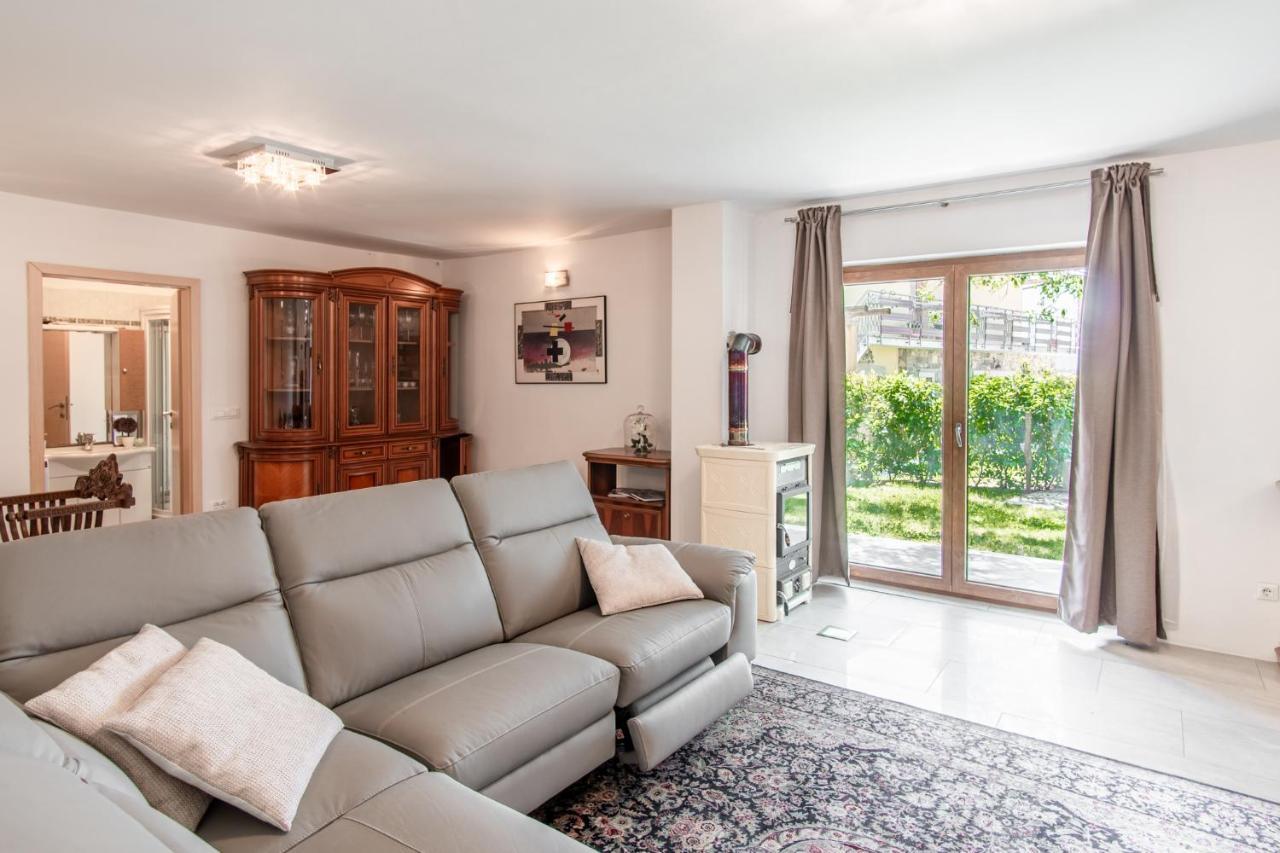 Villa Hermes Art Dutovlje Exteriér fotografie